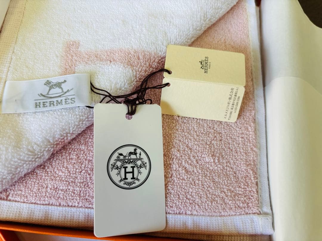 【新品未使用】HERMES ピンク ホワイト チェックタオル