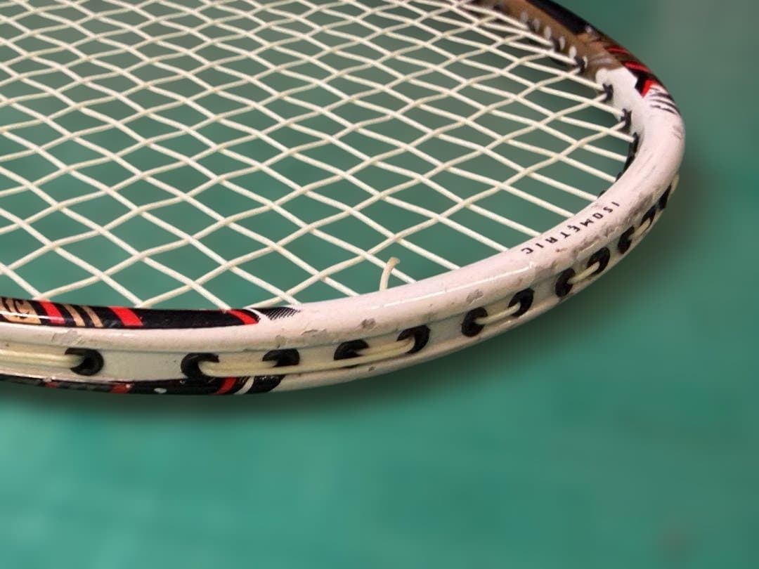 ラケット YONEX VOLTRIC 80 3UG4