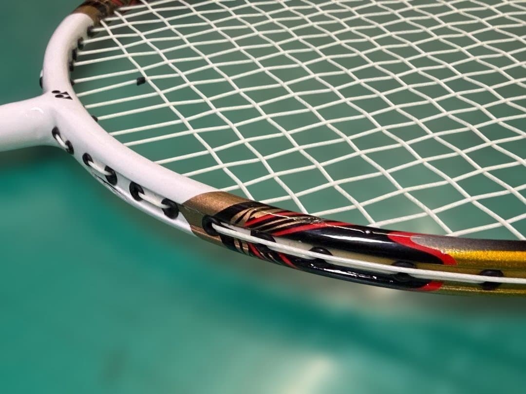 ラケット YONEX VOLTRIC 80 3UG4