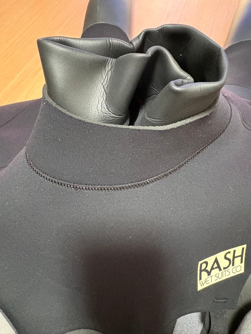 RASH 5×3 セミドライ　メンズウェットスーツ