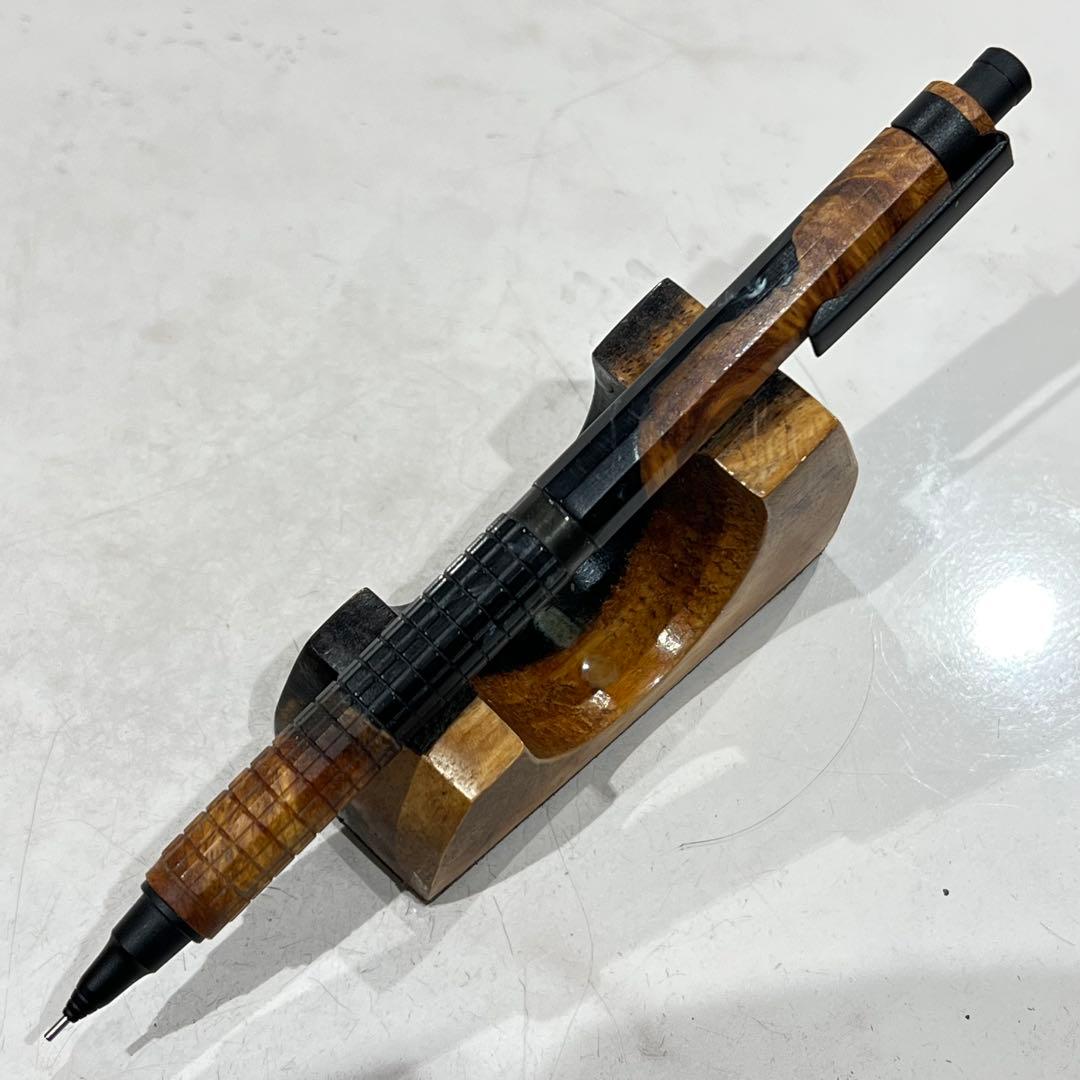モト　orenznero 0.5 mm 12角軸　スリット加工格子柄