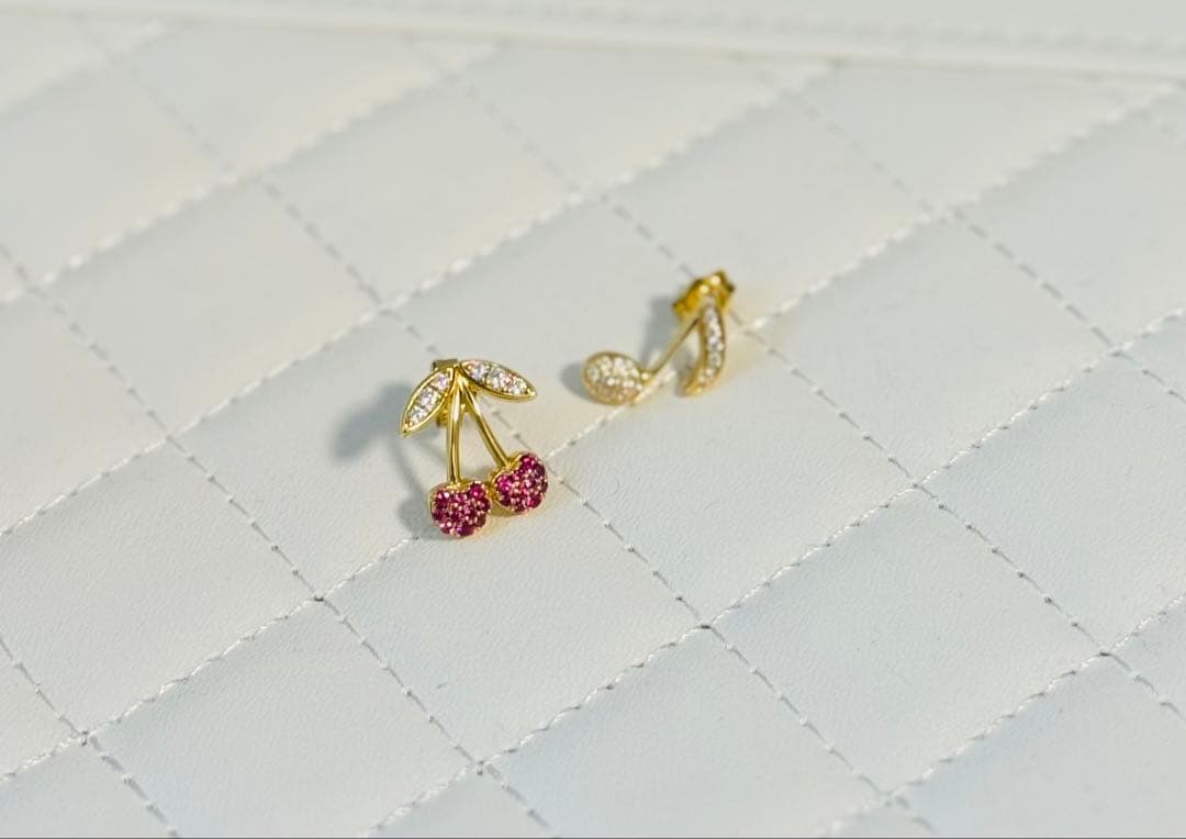 さくらんぼピアス　チェリーピアス　片耳