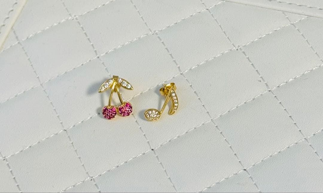さくらんぼピアス　チェリーピアス　片耳