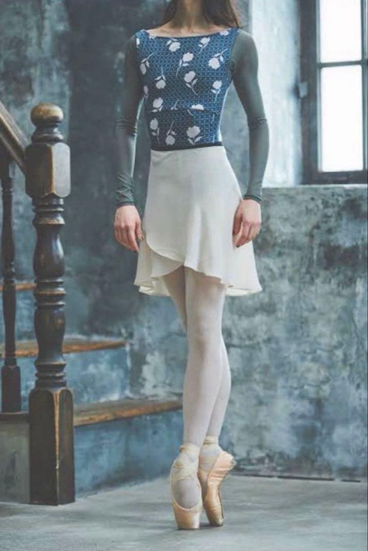 stina スティナ　スカート