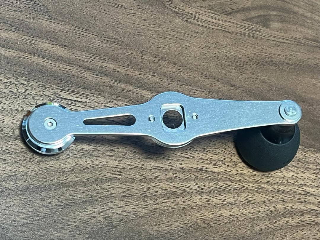 美品　SOM シマノ用　AC30 AA-L シルバー　スタジオオーシャンマーク