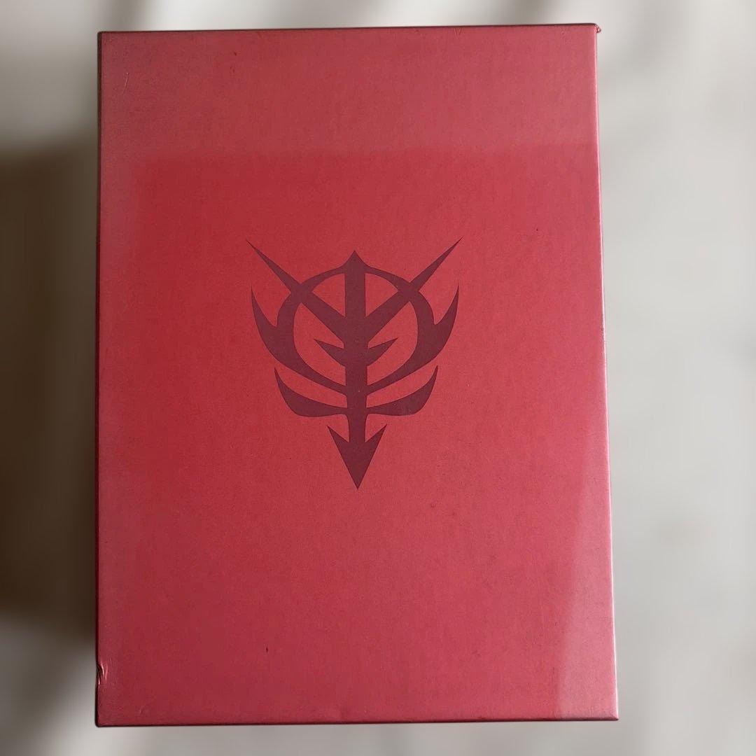 機動戦士ガンダム DVD-BOX 2〈初回限定生産・5枚組〉外箱に日焼け跡あり
