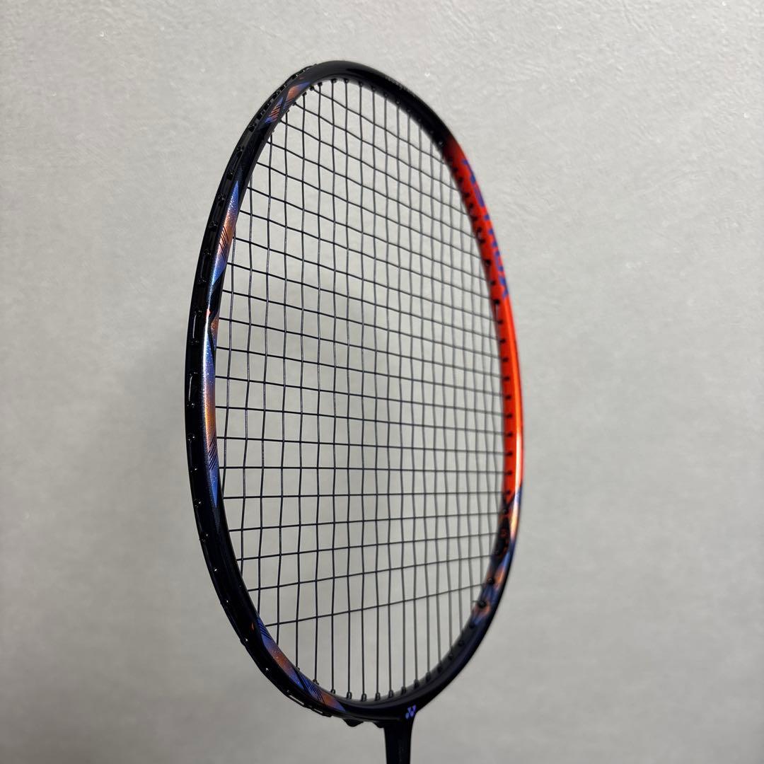 YONEX アストロクス77pro 4UG5【保証 書付】
