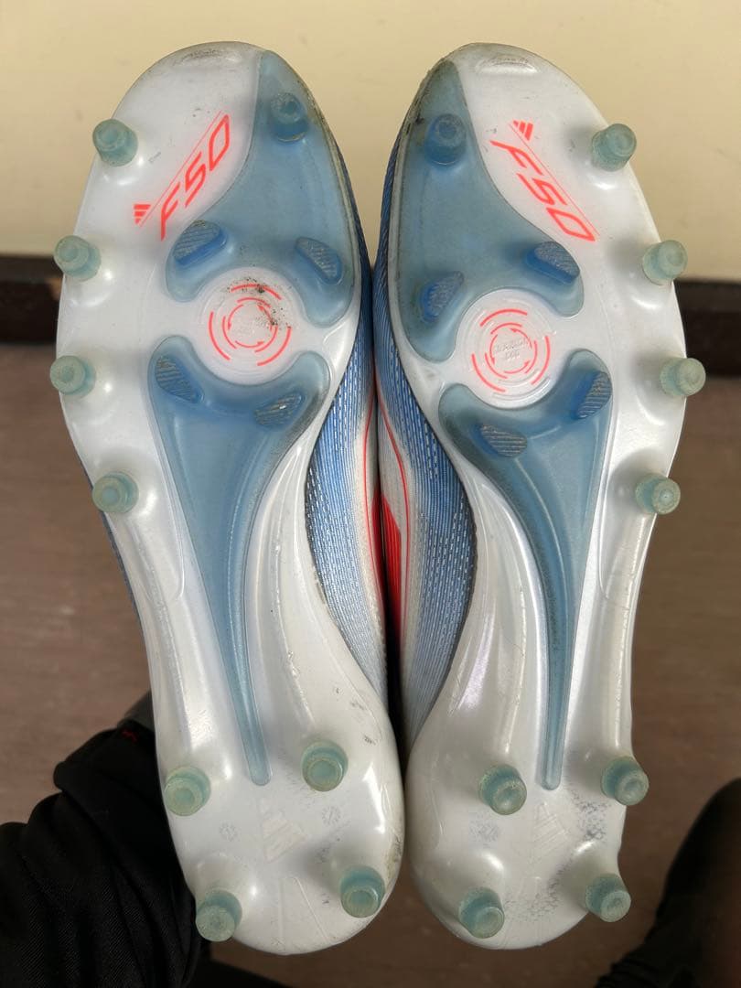 F50 AG アディダス　26.0