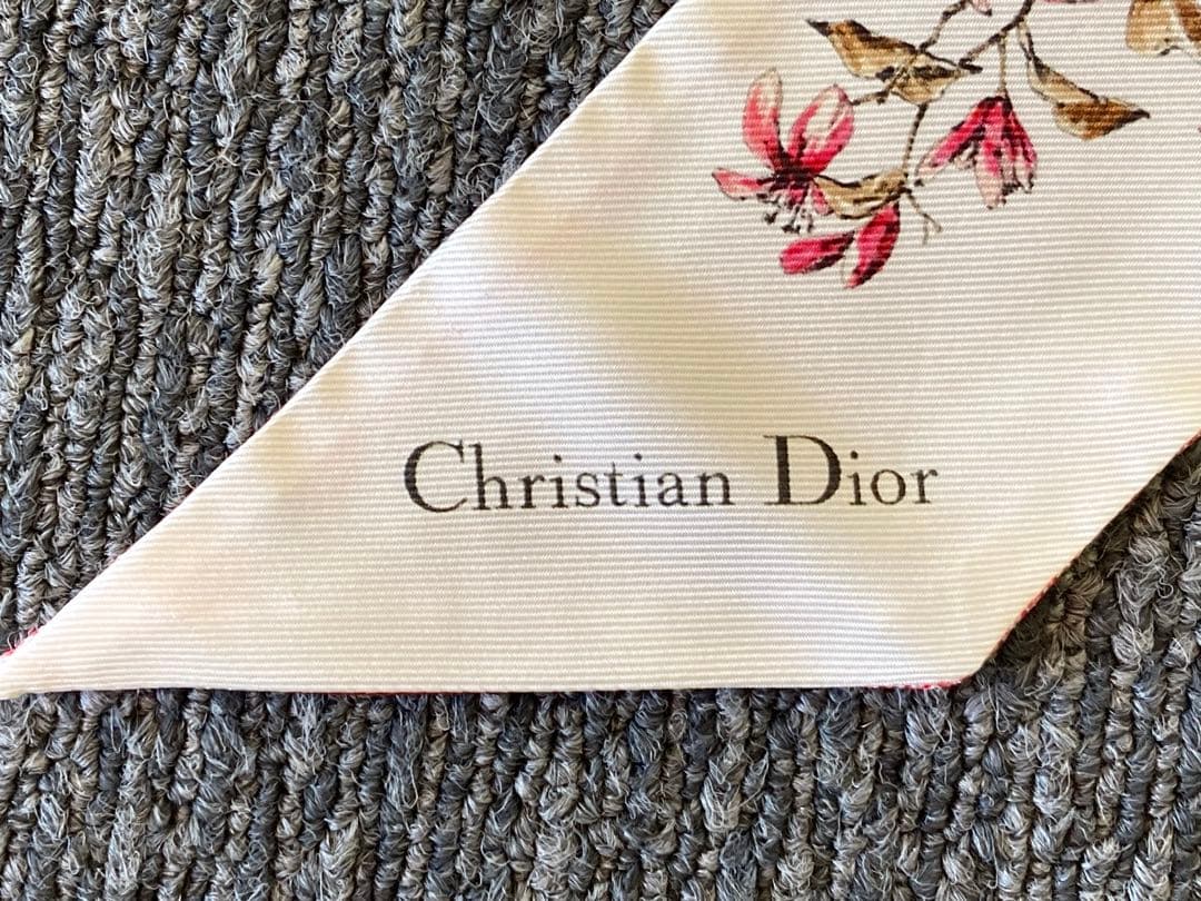 Dior 花柄スカーフ オリジナルボックス付き