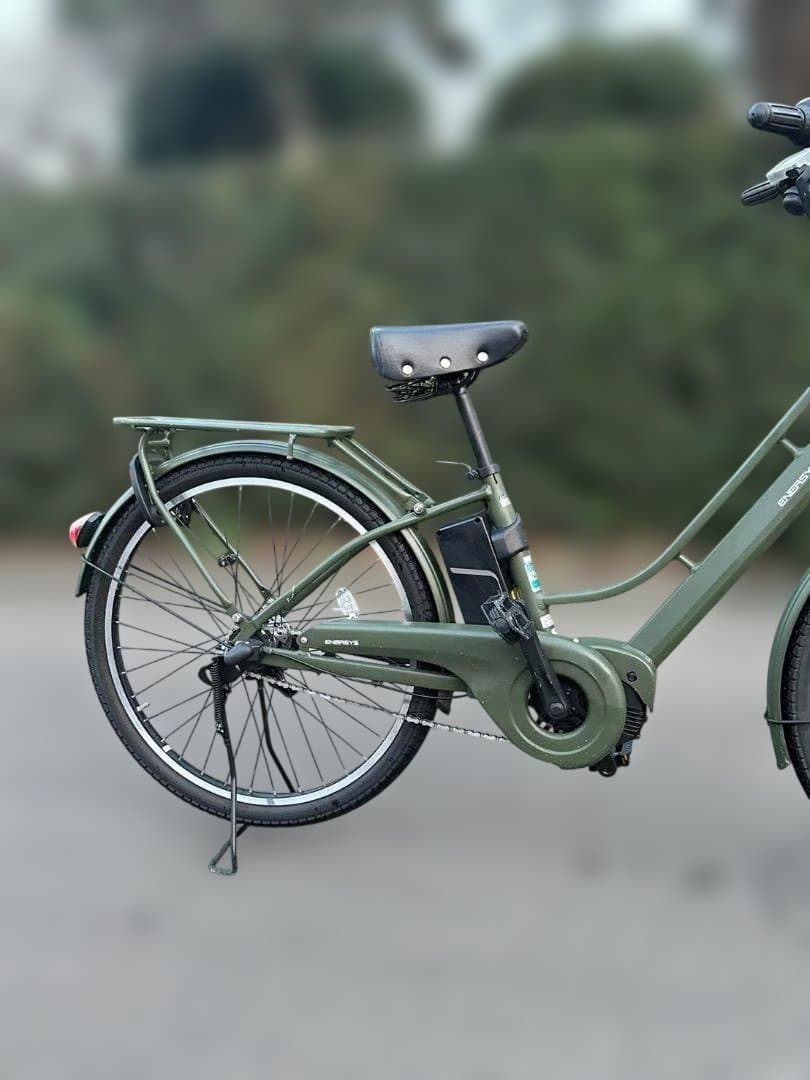 美品　ASAHI ENERSYS Me マットオリーブ 電動自転車 26型