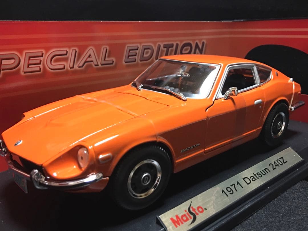【未開封】1／18 1971 DATSUN 240Z ニッサン　フェアレディZ
