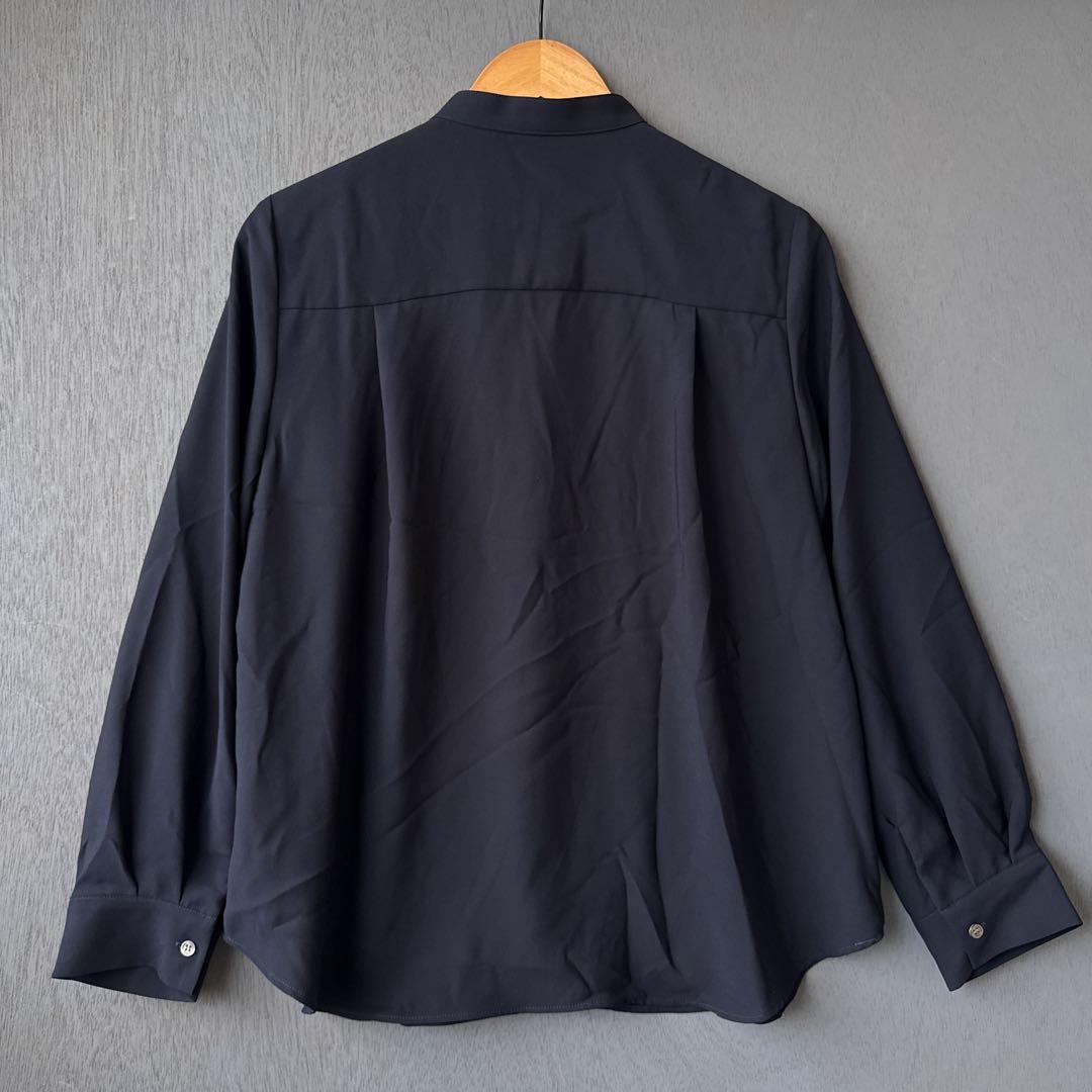 Theory luxeとろみバンドカラー比翼ブラウス　ネイビー42