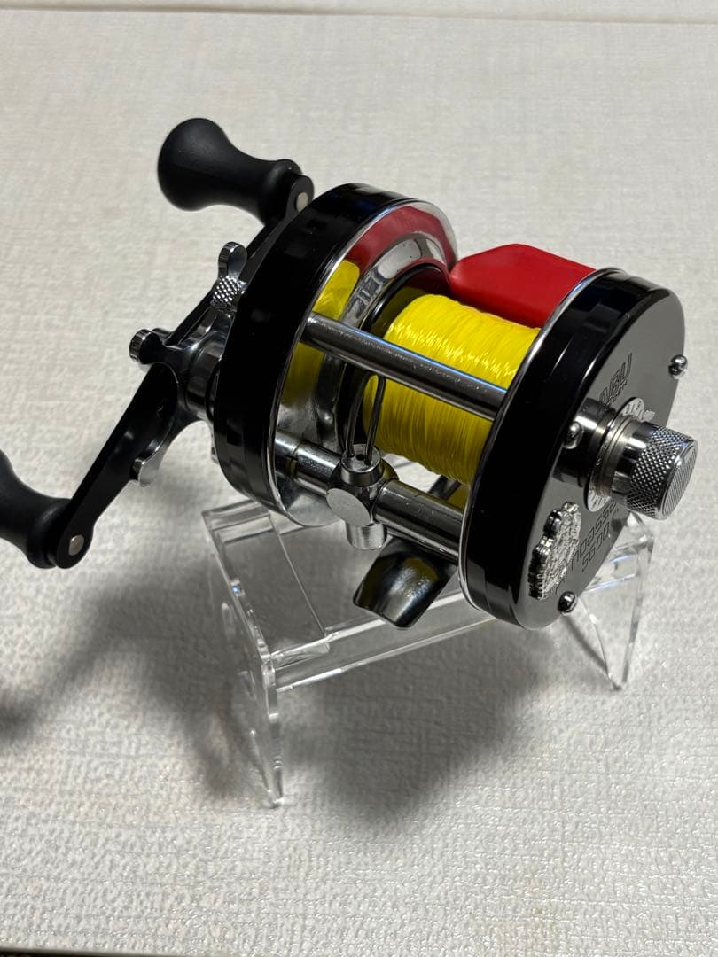 ABU Ambassadeur 5600C 赤ベロ