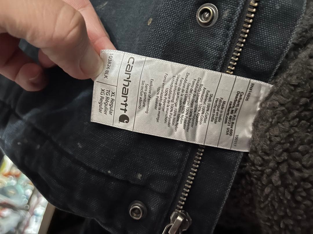 Carhartt カーハート ダックジャケット XL ブラック フェード ペンキ