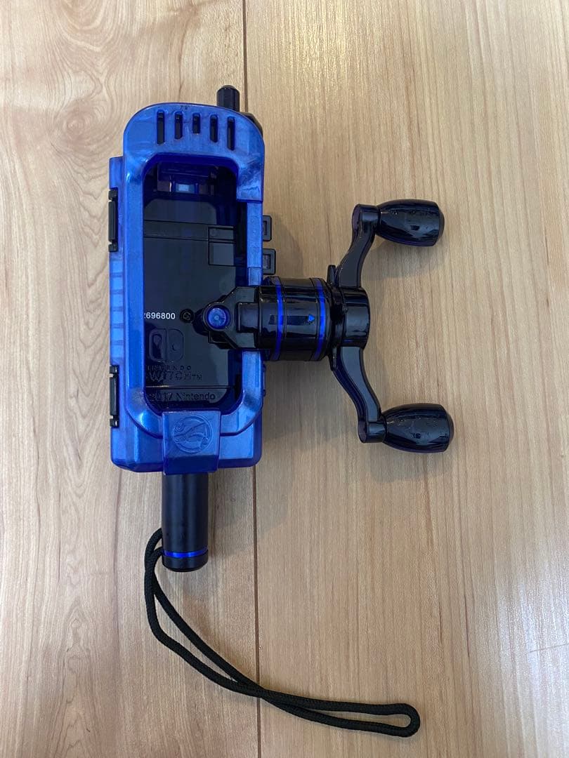 Switch 釣りスピリッツ 釣って遊べる水族館 + 専用コントローラー