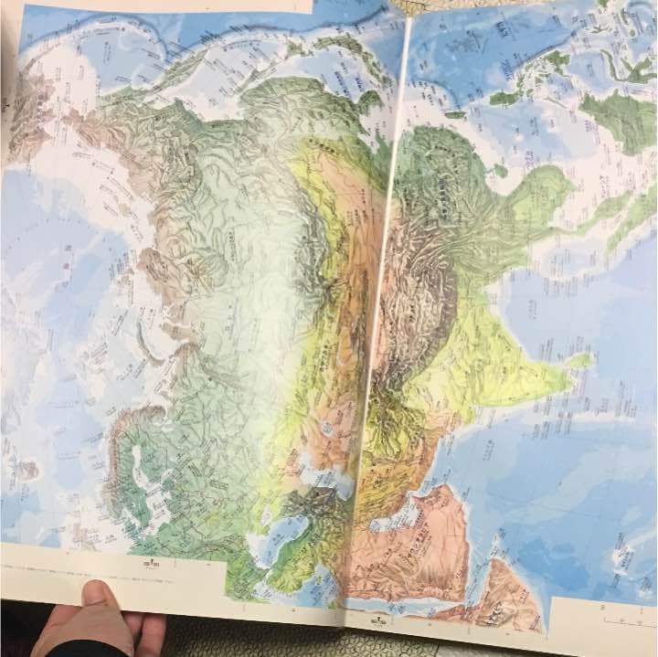 世界地図と名所