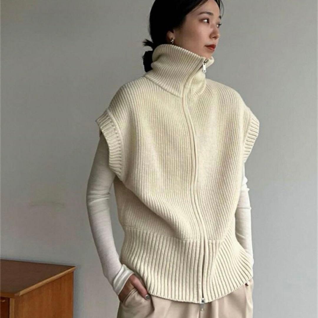 【美品】CLANE ZIP COLLAR KNIT VEST-ivory