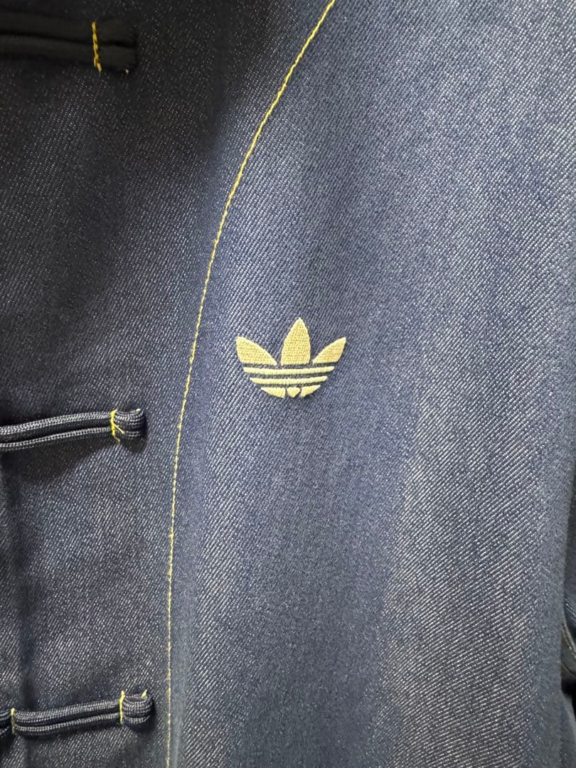 adidas チャイナジャケット ブルー　台湾限定