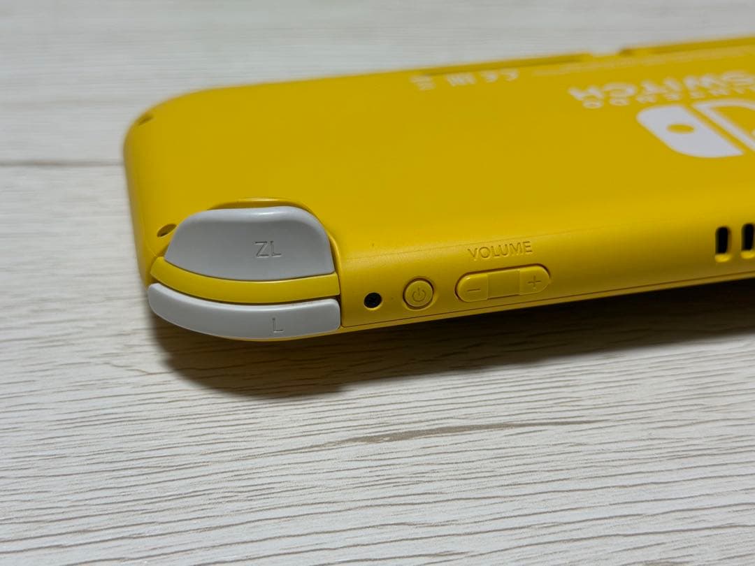 Nintendo Switch Lite イエロー 付属品追加コメ必須