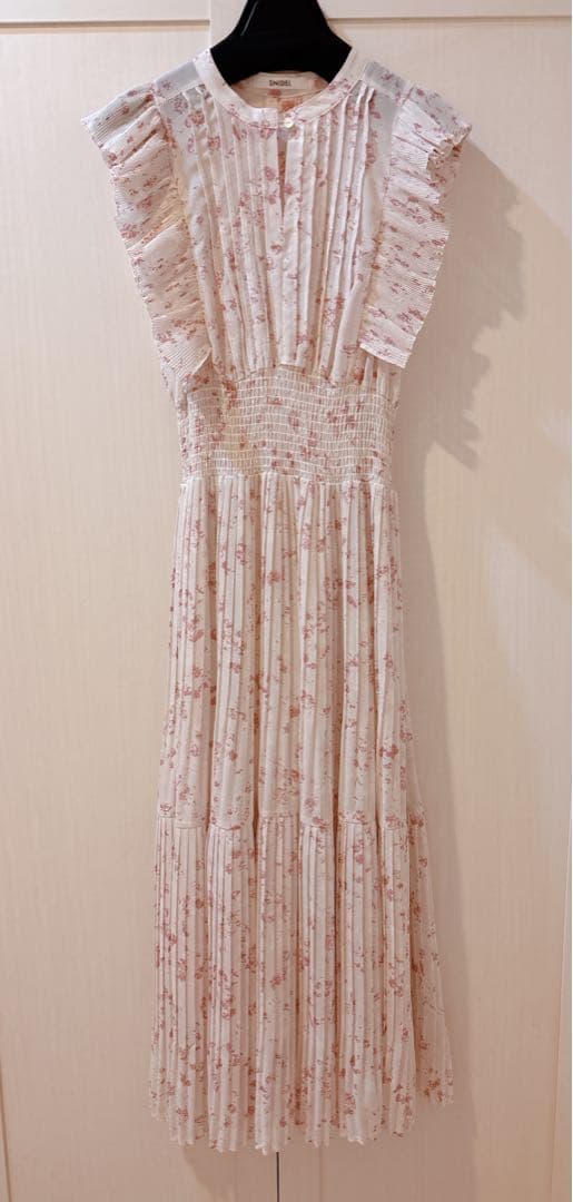 スナイデル❤️SNIDEL❤️Sustainableフリルワンピース ピンク　0