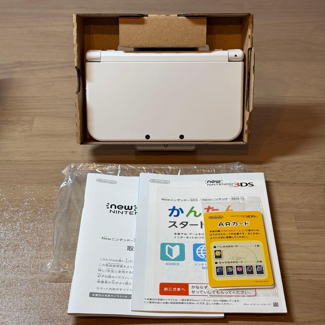 4-382 Newニンテンドー3DS LL パールホワイト 上IPS搭載