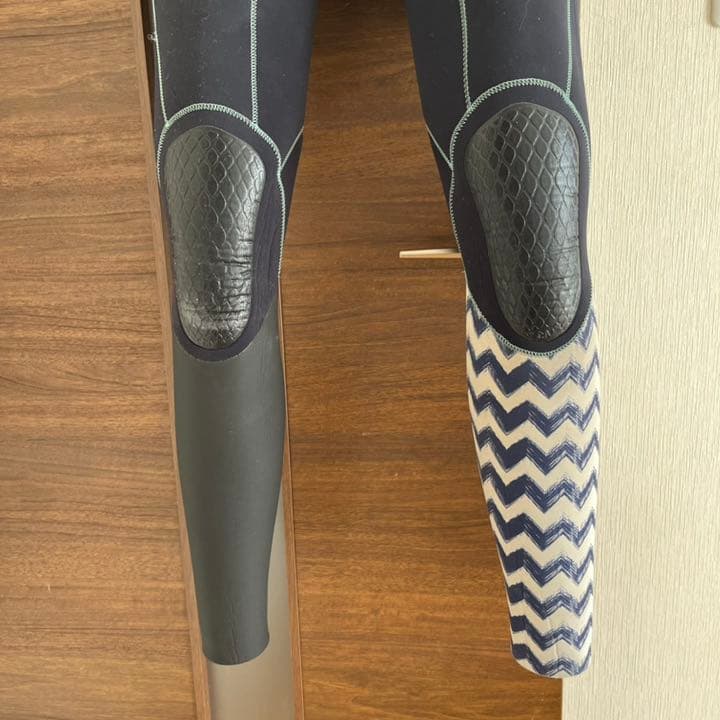 ヌーベルバーグ　ウェットスーツ　5ミリ