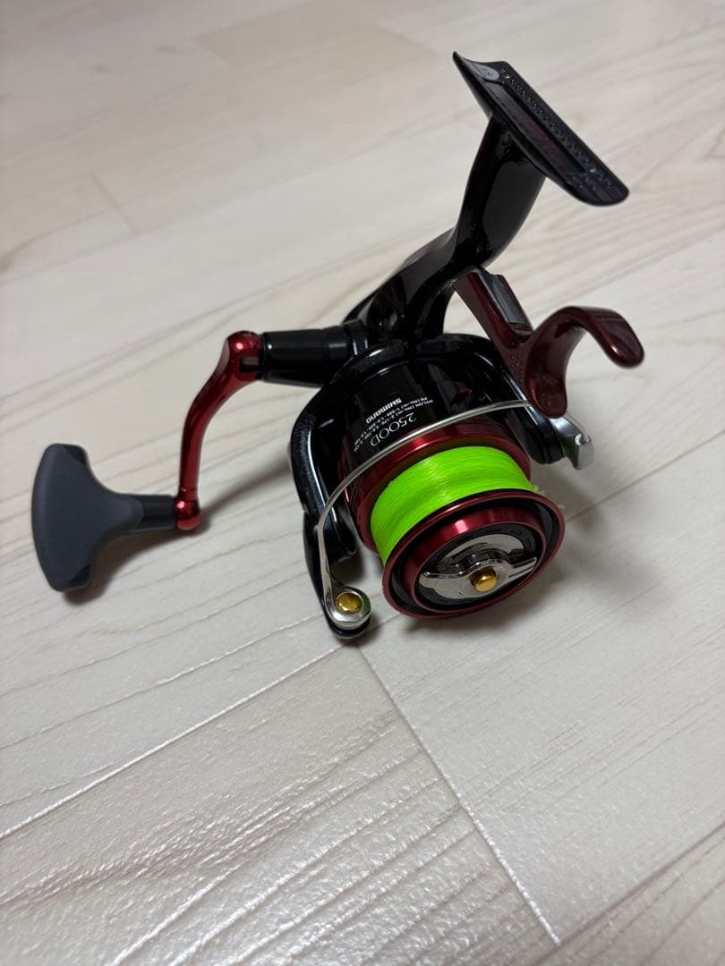 シマノ　BB-X Larissa 2500DXGレバーブレーキリール