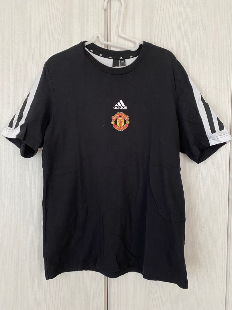 マンチェスターユナイテッドアディダスフューチャーアイコン3ストライプ　上下セット