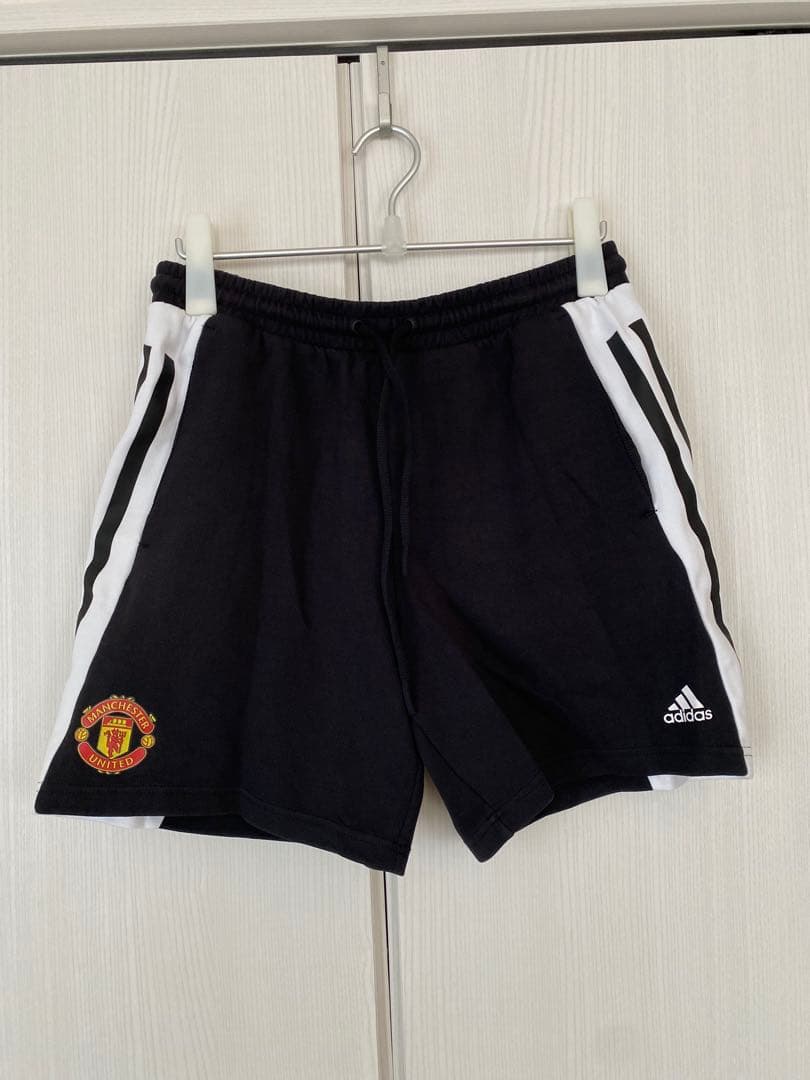 マンチェスターユナイテッドアディダスフューチャーアイコン3ストライプ　上下セット