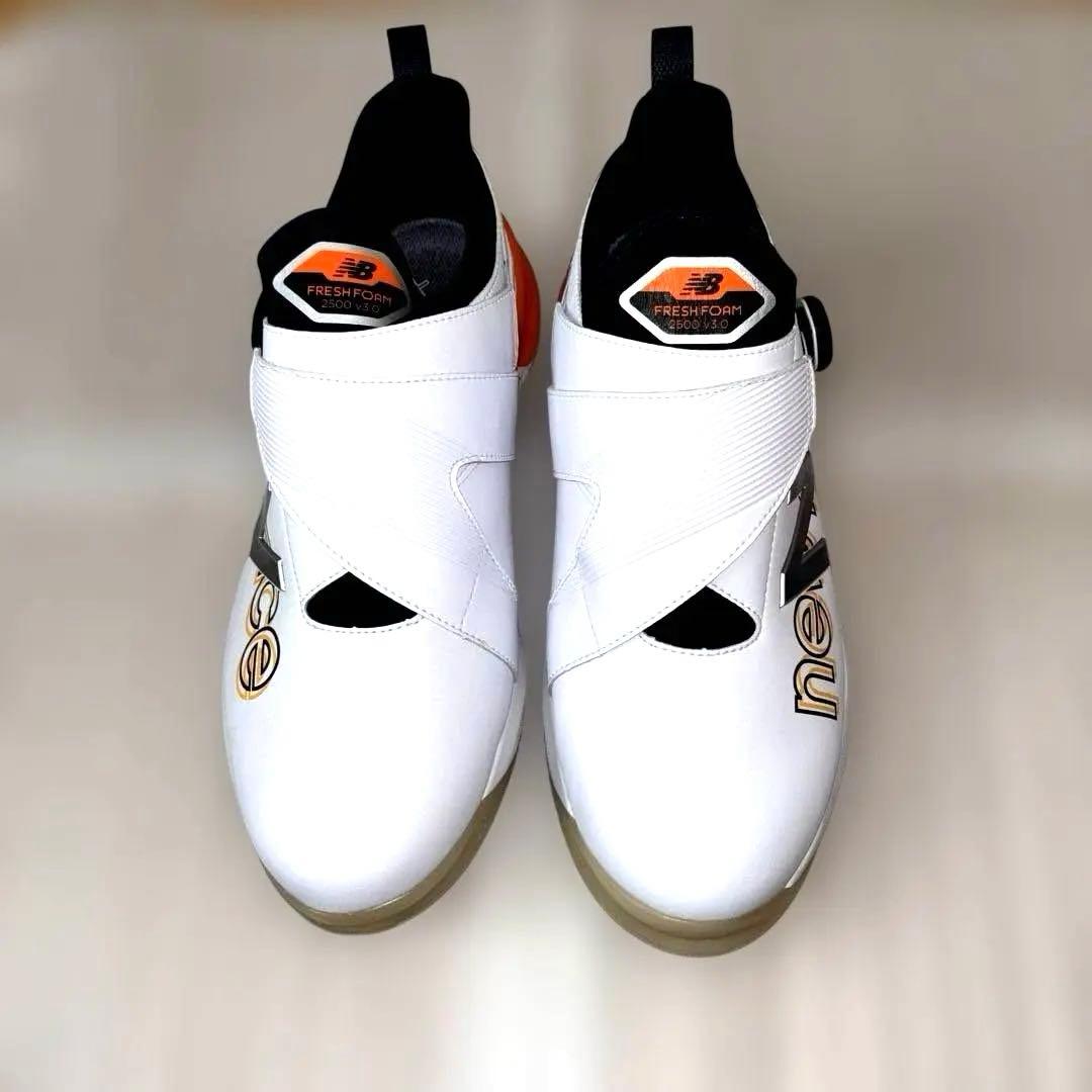 新品未使用品　ニューバランス ゴルフ FRESH FOAM 2500UGB