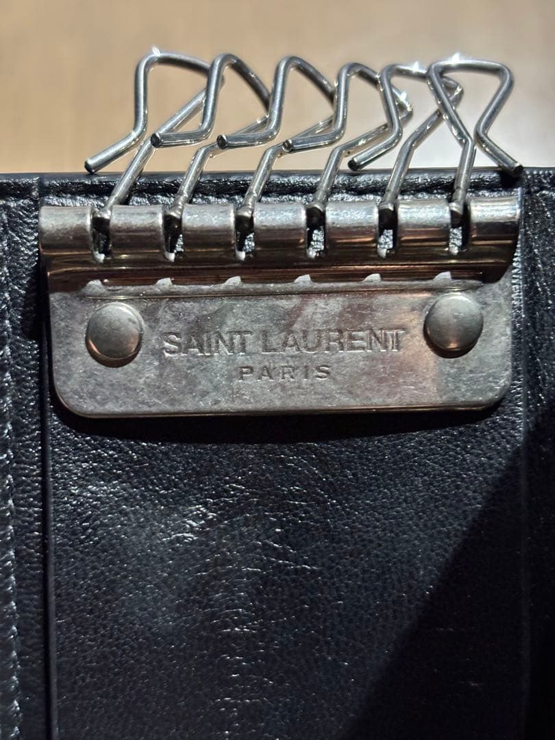 YSL イブサンローラン ブラックレザー キーケース