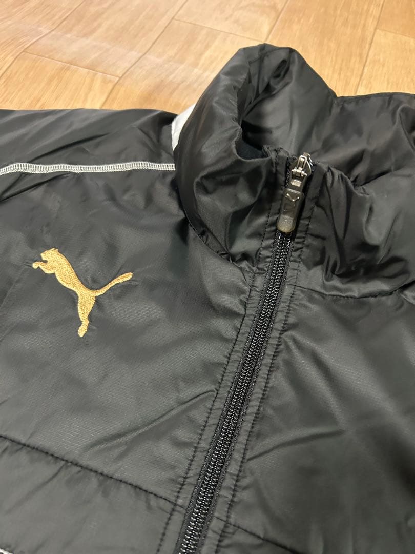 PUMA ウィンドブレーカー ブラック　サイズO