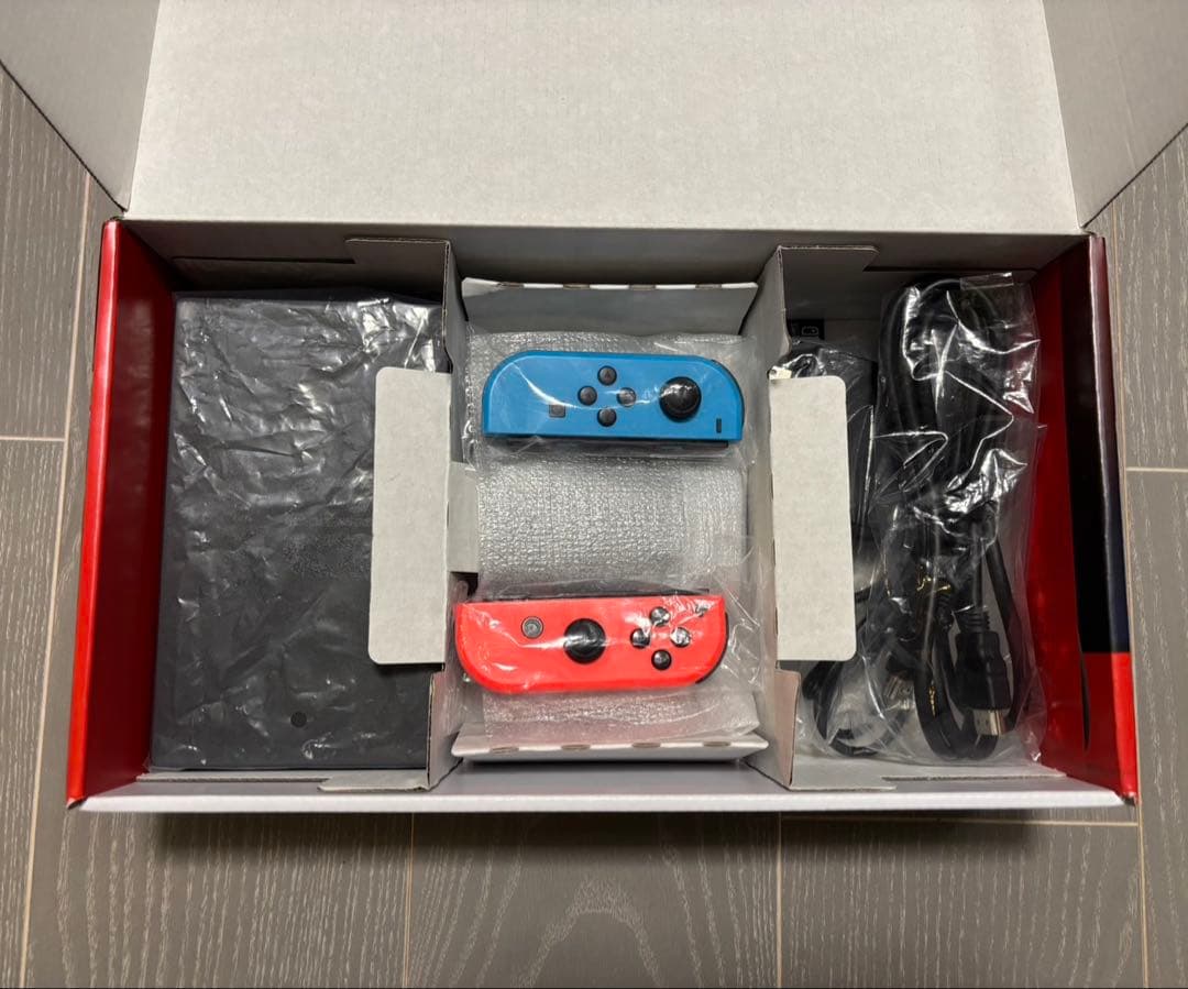 Nintendo Switch 本体 付属品完備 Joy-Con4個