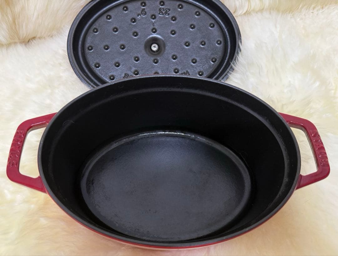 【ストウブ】ピコ・ココット オーバル LA COCOTTE　STAUB　23cm