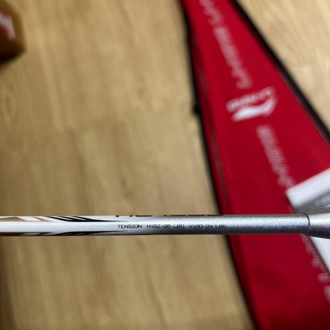 HIGH CARBON HC1900 バドミントンラケット リーニン新品未使用品